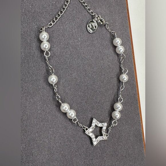 Swarovski Stella Star Bracelet | White Pearl & Crystal | Rhodium Plated | NWT - Picture 4 of 13